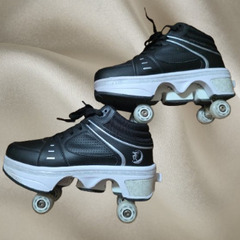 光るLED ローラー付きシューズ　26cmの画像