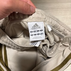 adidasジャージ　の画像
