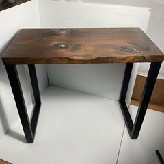  汎用性が高い雰囲気が最高なダイニングテーブルの画像