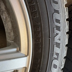 ダンロップ スタッドレス 185/65R15 WINTER MAXXの画像
