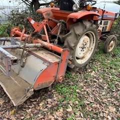 トラクターの画像