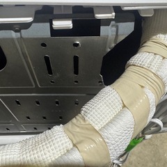 2023年製！ ヤマダホールディングス ルームエアコン YHA-S22S-W 100vの画像