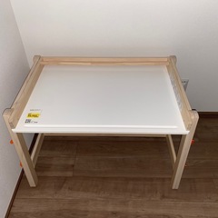 IKEA イケア　テーブル　キッズテーブルの画像