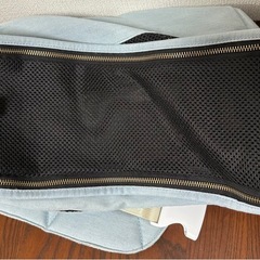 デニムポケットスリング　ウオッシュド　LIFELIKE  ペット用スリングバッグ　猫・犬兼用　の画像