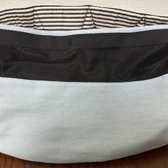 デニムポケットスリング　ウオッシュド　LIFELIKE  ペット用スリングバッグ　猫・犬兼用　の画像