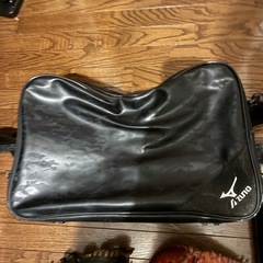 野球道具一式の画像