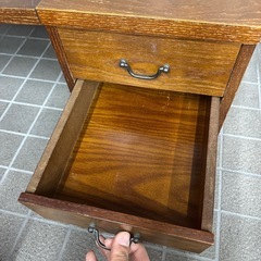 木製 引き出し 書簡 棚の画像