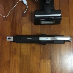 コードレス掃除機　アイリスオオヤマ　クリーニング済みの画像