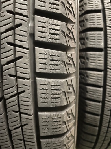 スタッドレスタイヤ　155/65R14 IG60