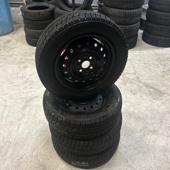 ホイール付き165.65.14スタッドレスタイヤの画像