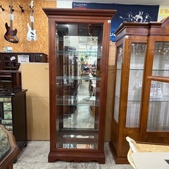 【愛品館 江戸川店】アメリカ製 サイド4枚扉 飾り棚の画像