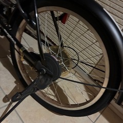 折り畳み自転車の画像