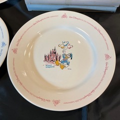 【ディズニー】マクドナルド　ディズニーワールド　25周年　絵皿　1996年全３種【箱付き、未使用】の画像