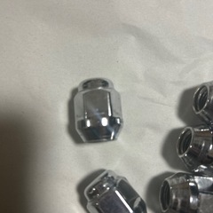 デリカD5のホイルナット　20個の画像