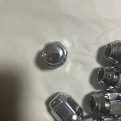 デリカD5のホイルナット　20個の画像