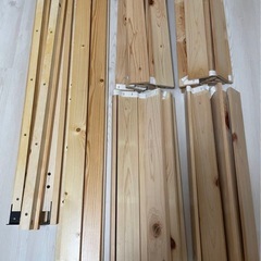 セミダブルすのこベッドフレームナチュラル色の画像