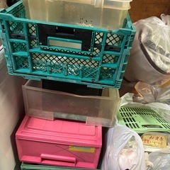 まとめて持っていってくれる方にあげますの画像