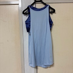 アンダーアーマー　タンクトップ　スポブラ付きの画像