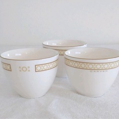 メナード　カルバン　カップ＆プレート３客セットの画像