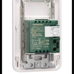 壁取付熱線センサ付自動スイッチLED専用のWTKP1811WKPの画像