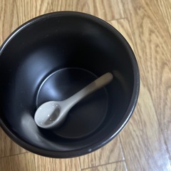 ソルトポッド/塩ケース/入れ物の画像