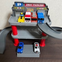 はじめてトミカ駐車場セット/はじめてトミカ付きの画像