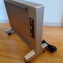 【お取引中】セラミックヒーター　サンルミエ　キュート　E800LSの画像