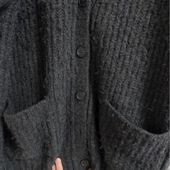 ユニクロ　ニットとカーディガンのセットの画像