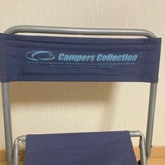 折りたたみ椅子 
の画像