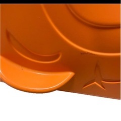 子供乗せれるキャリーケースの画像