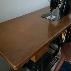 singerの足踏みミシンの画像