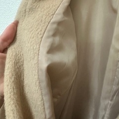 コート ベージュの画像