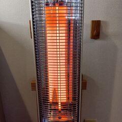 遠赤外線ヒーター　Aladdin アラジン　AEH-GM902Nの画像