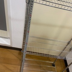 スチールラック　ローラー付きの画像