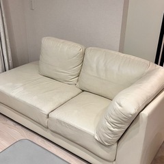 ソファー3人掛けの画像