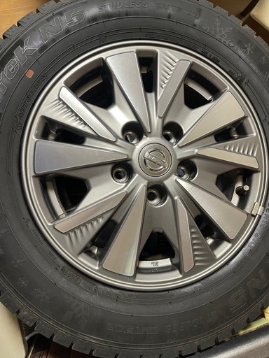 セレナC27純正ホイール．スタッドレスタイヤ15インチ (Đạt Nguyễn