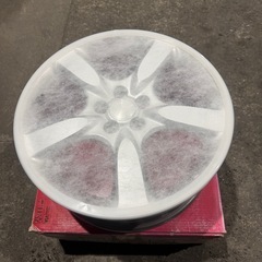 スバル純正ホイールの画像