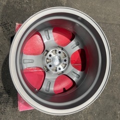 スバル純正ホイールの画像