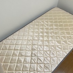 シングルベッド用マットレスの画像
