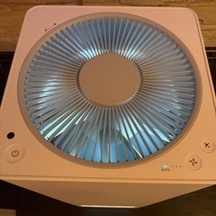 バルミューダ空気清浄機の画像