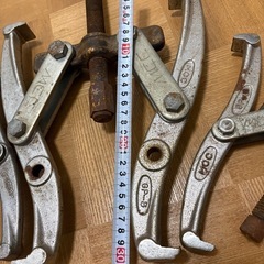 2本爪ギヤプーラー3本の画像