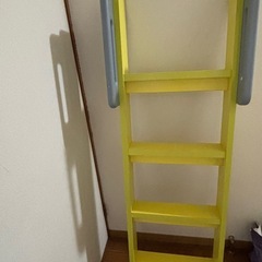 2段ベッドの画像