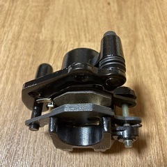 v125 ブレーキキャリパーパット付きの画像