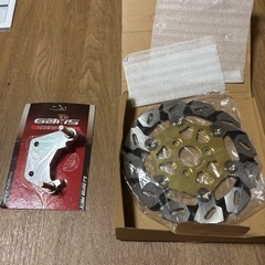 v125 ブレーキディスク キャリパーサポート付きの画像