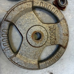 ダンベルプレート7.５キロの画像