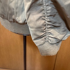 イングジュニア１６０サイズジャンパーカーキの画像