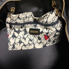 🖤MOSCHINOボストンバッグの画像