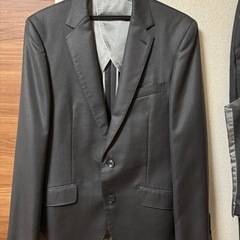 メンズスーツ3点セットの画像