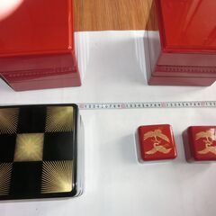 格安まとめてです、◍和食器、重箱3段（市松模様の重箱は珍しい）、●３セットと●超ミニお重（鶴の絵柄が綺麗）が２個（使い道色々）、未使用保管品、格安の為個々不可、画像の物、綺麗、★お手数をおかけしますプロフィール必読ですの画像
