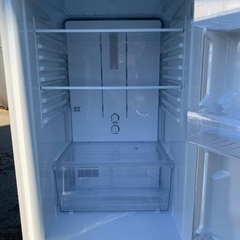 🌸SHARP ノンフロン冷凍冷蔵庫  SJ-ES26Y-Sの画像